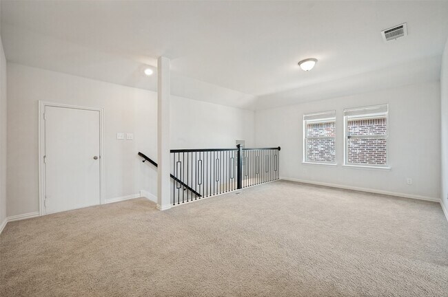 Building Photo - 3437 Loftwood Ln