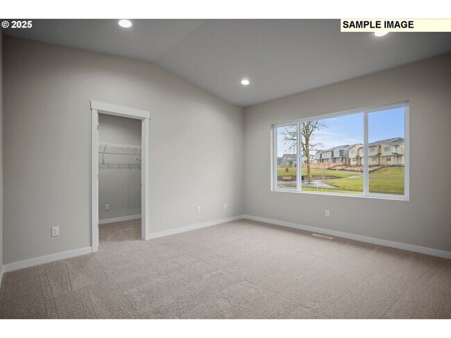 Building Photo - 18426 NE 46th Pl