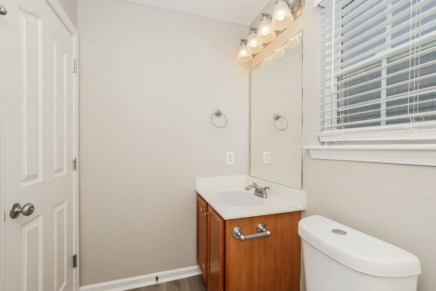 Building Photo - 1331 Tonya Dr