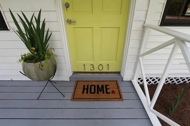 Building Photo - Fully Renovated Home in Prime Tampa Location with Fenced and Private Yard! 3bed |1.5 bath