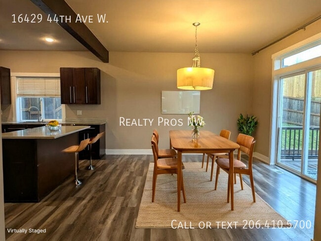 Building Photo - 16429 44th Ave W