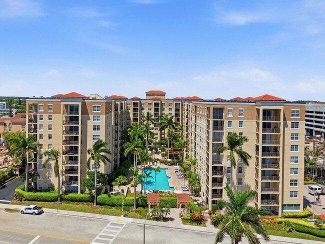 Building Photo - 1801 N Flagler Dr