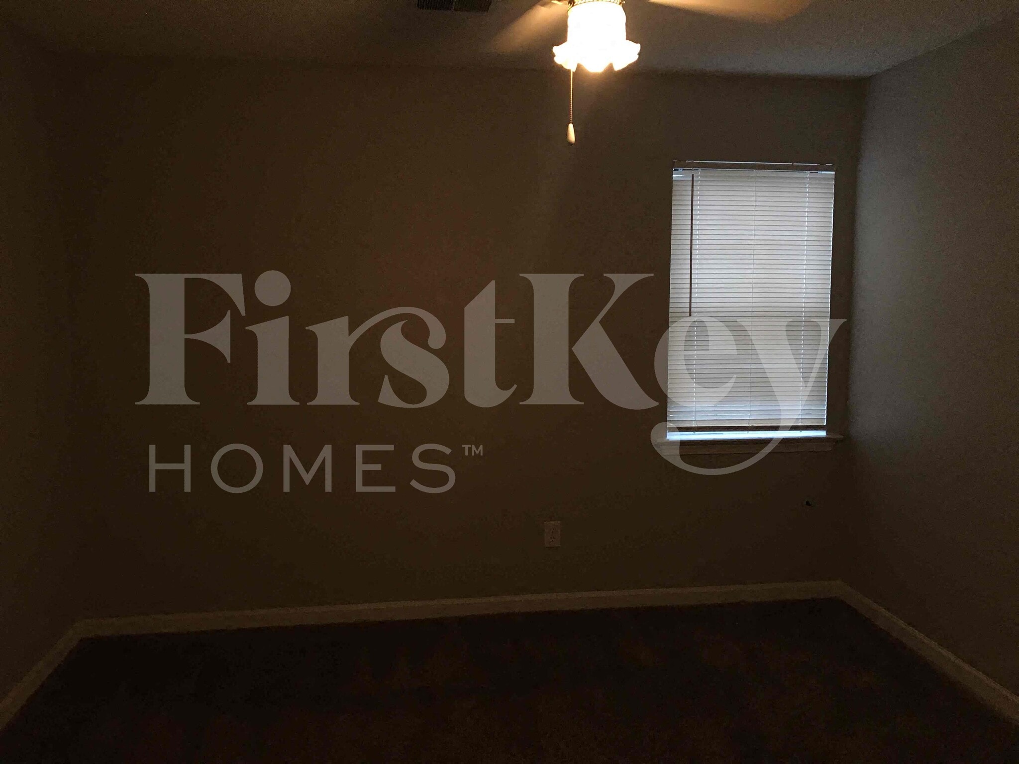 Building Photo - 6418 S Fawn Hollow Cir