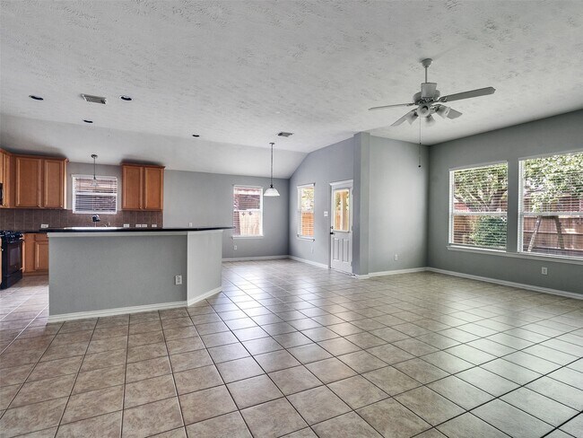Building Photo - 18011 Outback Lakes Tr