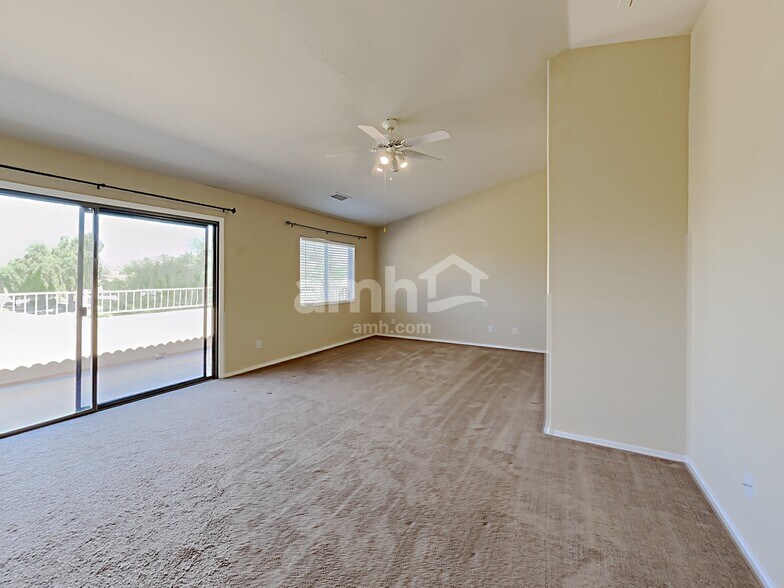 Building Photo - 17514 W Ocotillo Ave