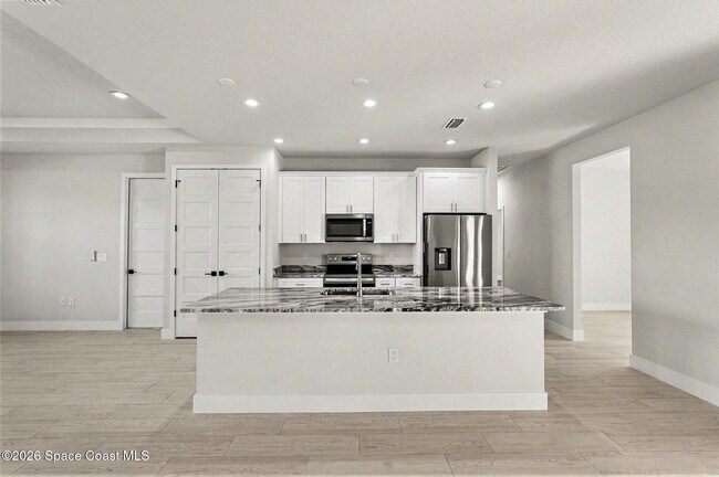 Building Photo - 276 Americana Blvd NW