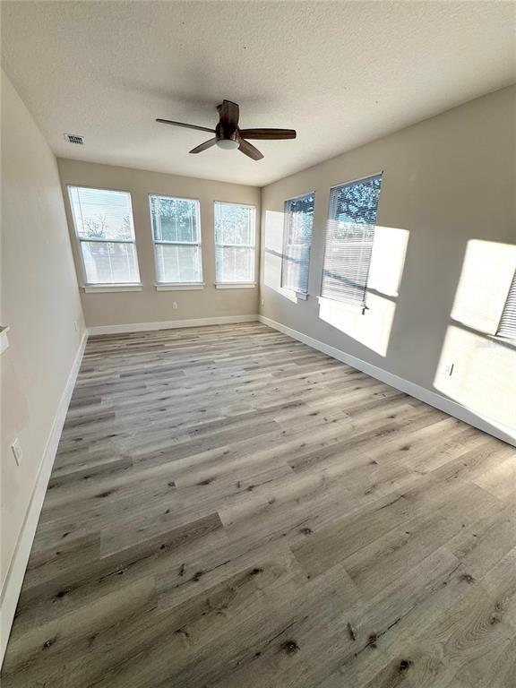 Building Photo - 1919 30th Ave N