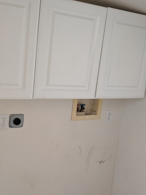 Building Photo - 7529 Walnut Dr