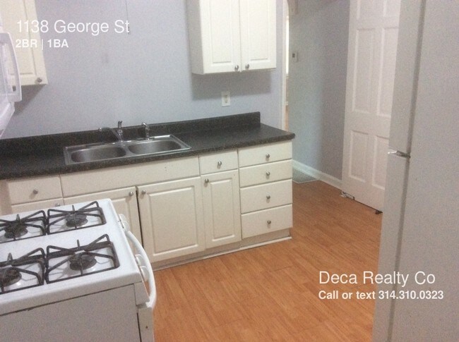 Building Photo - 1138 George St