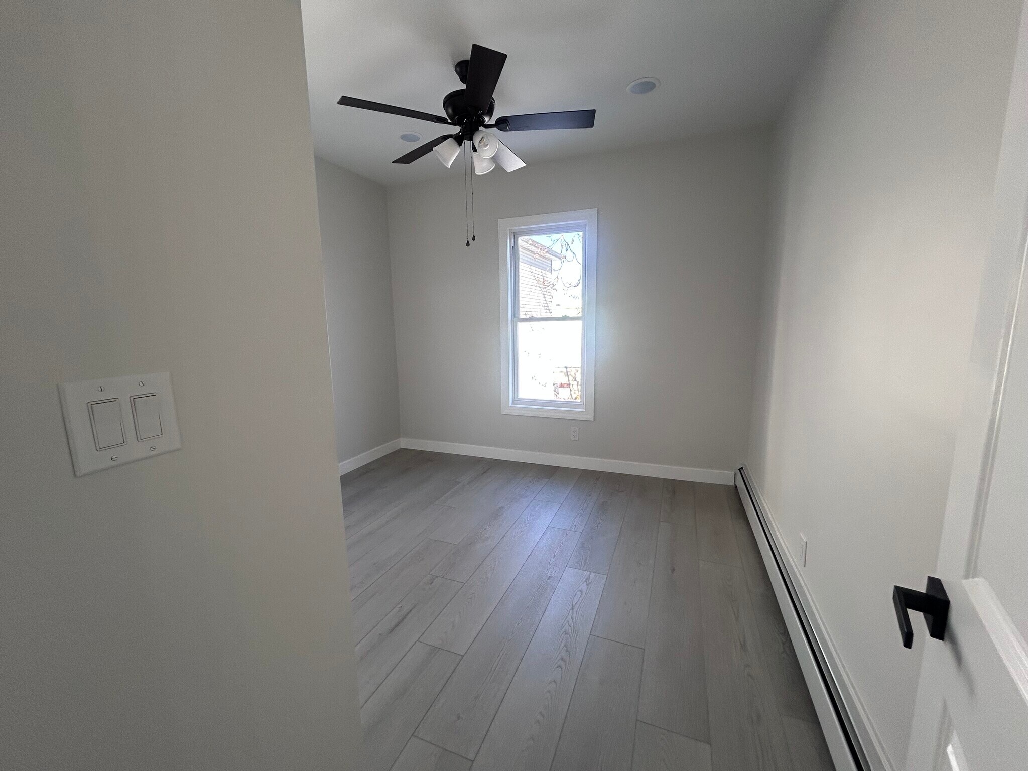 Building Photo - 510 17th St