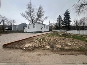 Building Photo - 1311 Court Ln