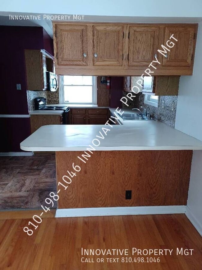 Building Photo - 611 Roome Ct