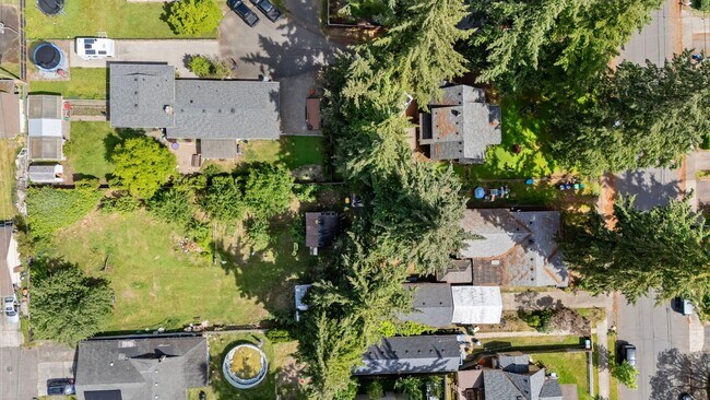 Building Photo - 2237 SE 139th Ave
