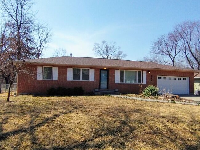 Primary Photo - Fantastic 3 bedroom, 2 bathroom home in Li...