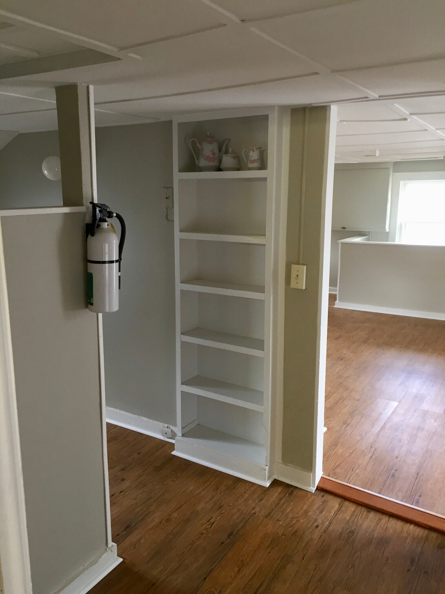 Building Photo - 409 N George St