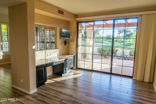 Building Photo - 7525 E Gainey Ranch Rd
