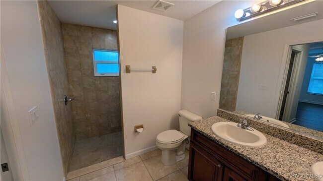 Building Photo - 1215 S Rock Crusher Rd