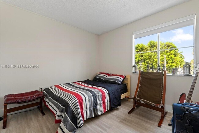 Building Photo - 4736 NW 114th Ave