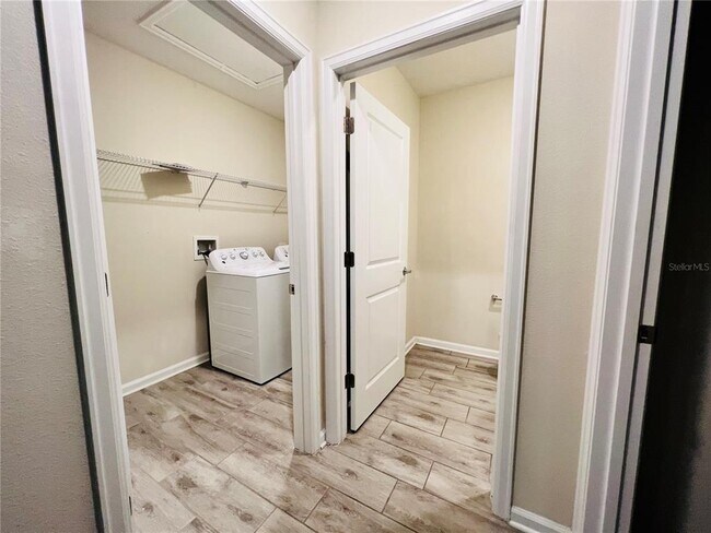 Building Photo - 4303 Blackshear Ct