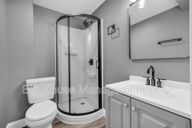 Building Photo - 1725 Hollins St