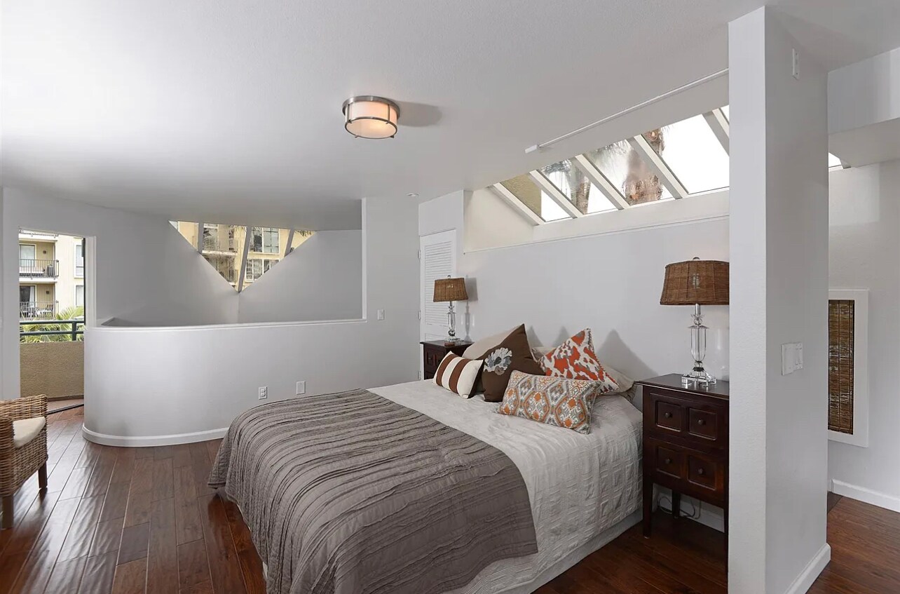 Building Photo - 8132 Camino Del Sol