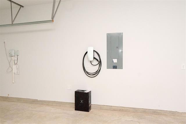 Building Photo - 1609 Whisperwood Wy