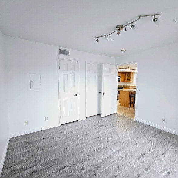 Bedroom - 3448 Hathaway Ave