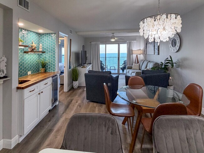 Building Photo - 10200 S Ocean Dr