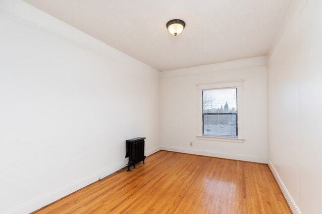 2nd Bedroom - Elite Court Apartments