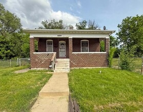 Building Photo - 838 N 23rd St