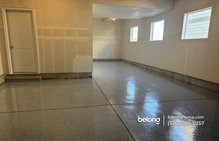 Building Photo - 1613 102nd Ave Ct