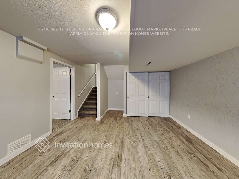 Building Photo - 5675 Tomah Dr
