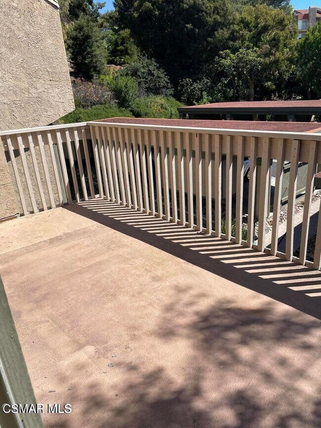 Building Photo - 286 Oak Leaf Dr