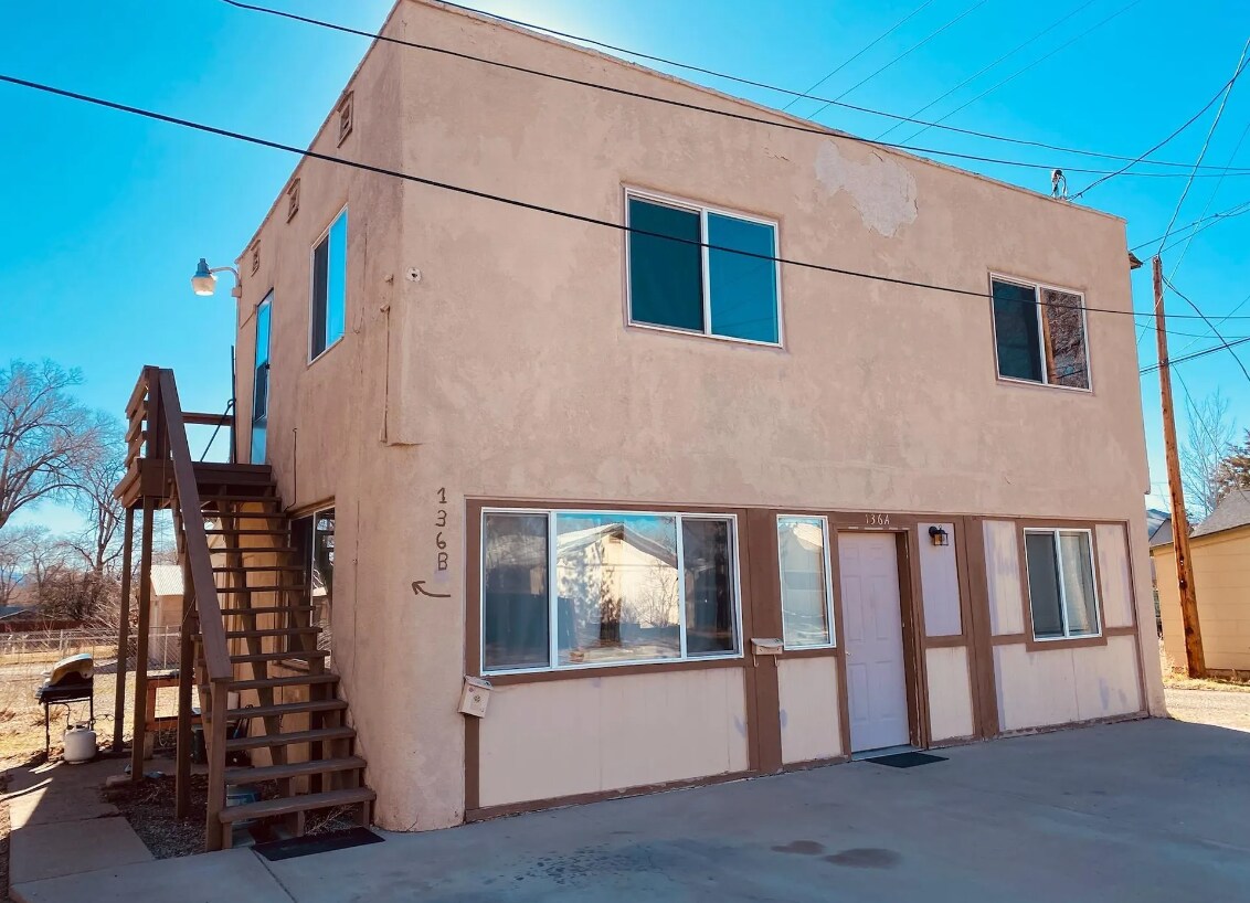 Building Photo - 136 N Madison St