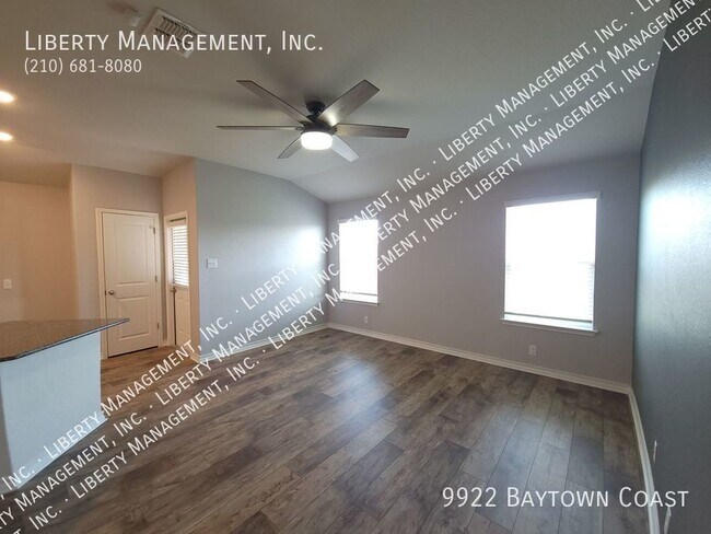 Building Photo - Charming One- Story Home On a GREENBELT LO...