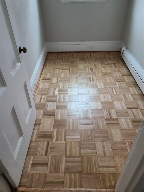 Building Photo - 118 Inman St