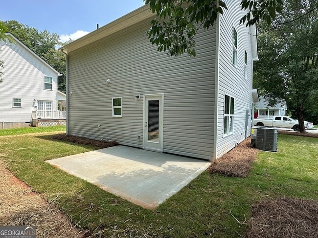 Building Photo - 24 Mill Stream Ct