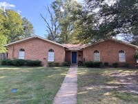 Building Photo - 1203 Greenbriar St