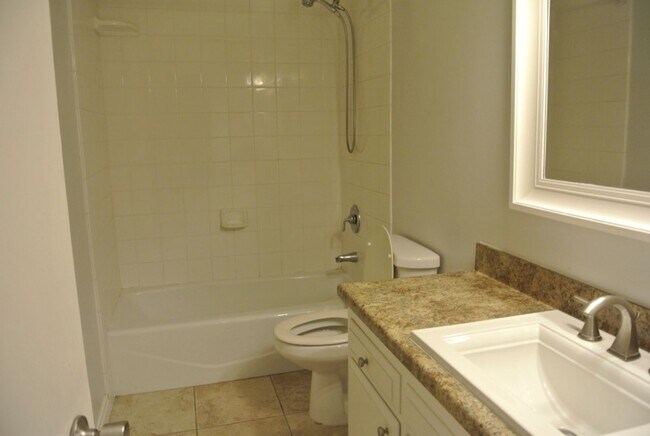 Building Photo - 2Bed/1Bath in Fire Mountain community~ Fire Mountain