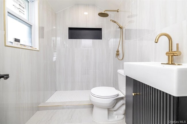 Building Photo - 237 Porterfield Pl