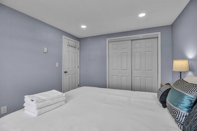 Building Photo - 2728 Niagara Falls Blvd