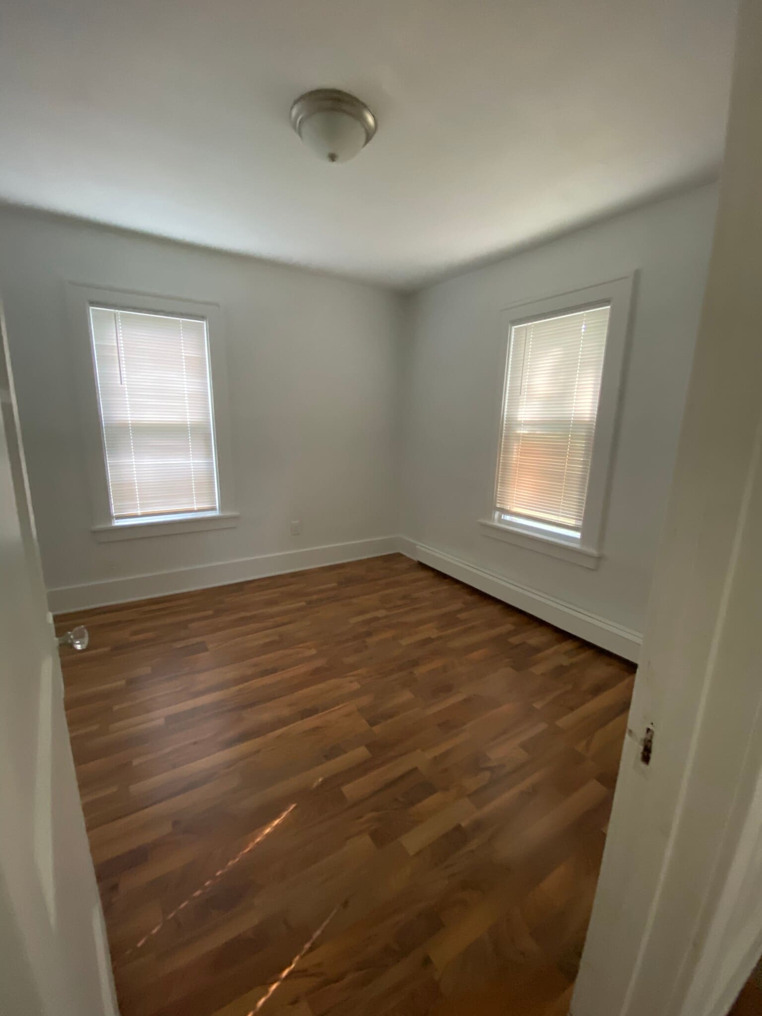 Bed 2 - 1159 5th Ave SW