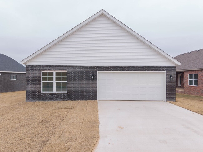 Building Photo - 6804 Fir St