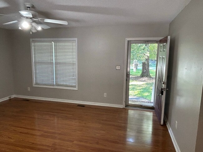 Building Photo - Greensboro Home - Lisa Barker - 336.986.4840