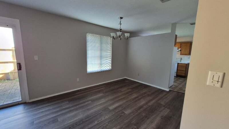 Building Photo - 1471 Eagle Highlands Dr