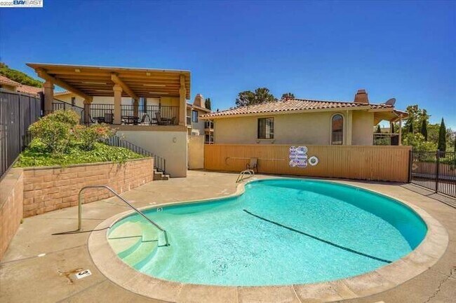 Community pool - 3226 Guillermo Pl