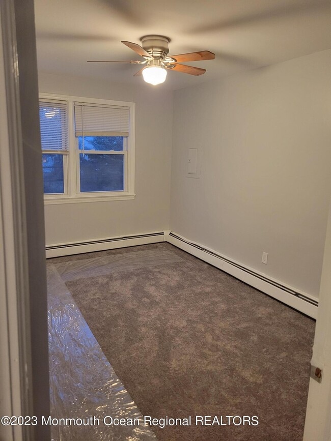 Building Photo - 119 Raritan Ave