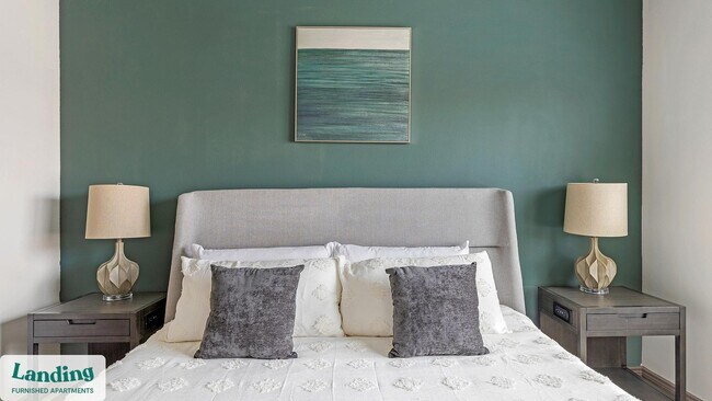 Building Photo - 650 S Main St