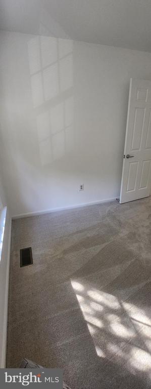 Building Photo - 3955 Pepperidge Ct
