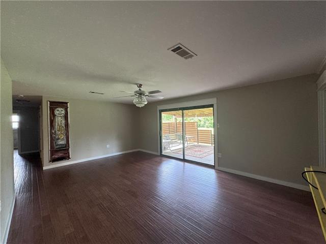 Building Photo - 208 Camellia Ave